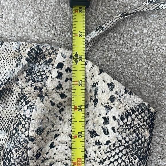 NWT Hutch Etta Ruffle Hem Pencil Print Dress - Picture 16 of 16